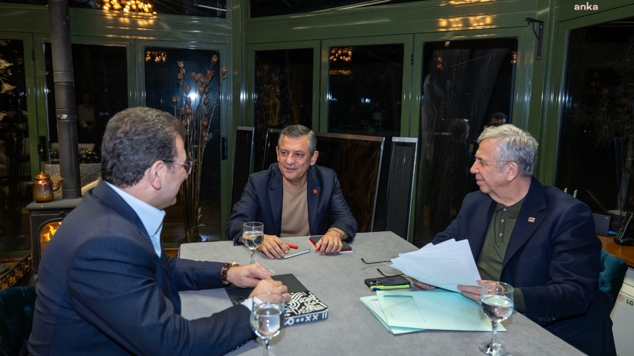 Özgür Özel: Mansur Yavaş, Ekrem İmamoğlu’nun cumhurbaşkanı adayı olmaması, olamaması durumunda en kuvvetli aday