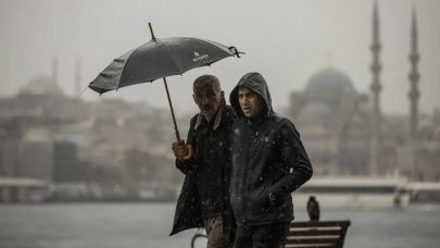 İzmir Büyükşehir Belediyesi’nden Kritik Uyarı: Kuvvetli Fırtına ve Sağanak Geliyor