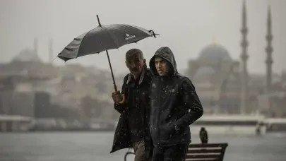 İzmir Büyükşehir Belediyesi’nden Kritik Uyarı: Kuvvetli Fırtına ve Sağanak Geliyor