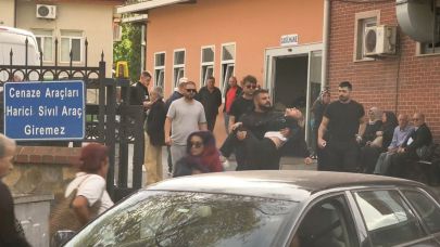 Şarkıcı Güllü’nün cenazesi İstanbul’a getirildi: Kızı gasilhanede fenalaştı