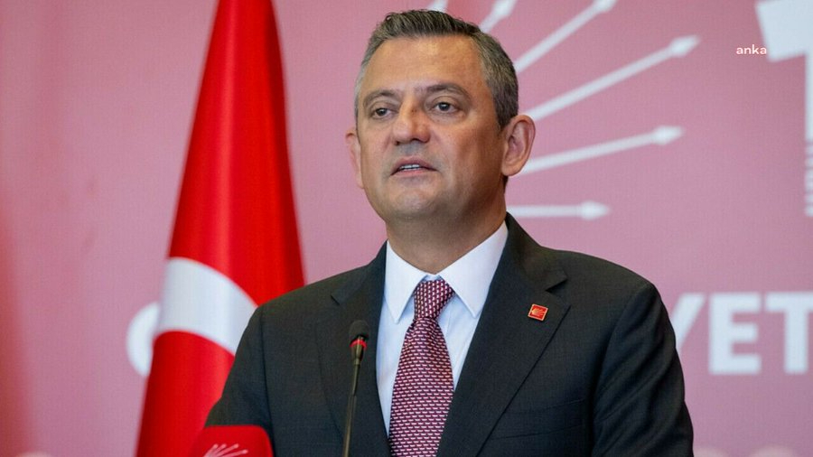 Özgür Özel'den 'komisyon eleştirisi: Zamana yayan, harekete geçmeyen bir pozisyon var
