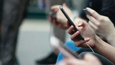 Milyonları ilgilendiren gelişme... Hepsi kara listeye giriyor: O telefonlar artık kullanılmayacak