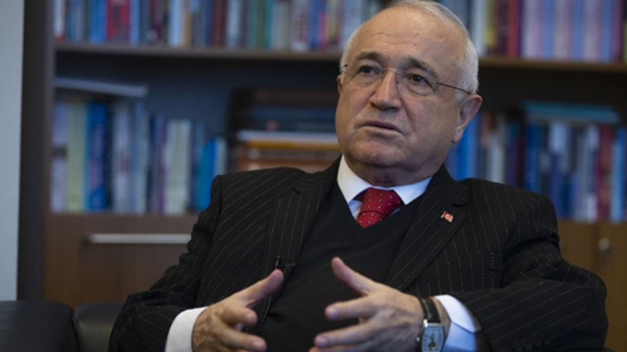 İlk Adalet Bakanı Çiçek: Baba mirası harcar gibi bu Cumhuriyeti nimetlerini ve kazanımlarını göz ardı ediyoruz