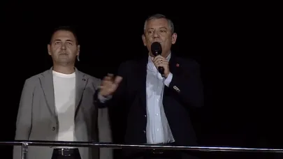 CHP Genel Başkanı Özel'den Erdoğan'a 'meşruiyet' eleştirisi: Okyanus ötesinde ararsan...