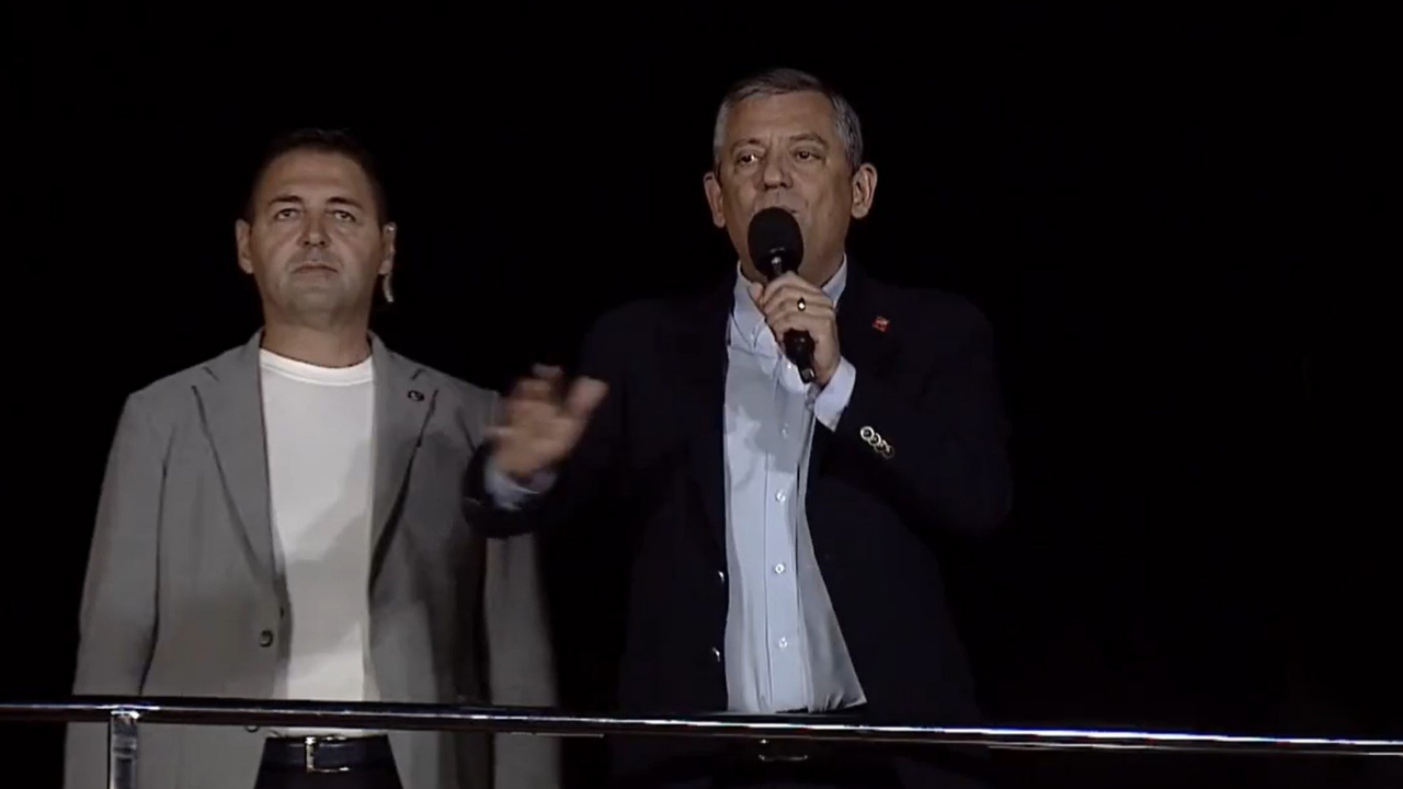 CHP Genel Başkanı Özel'den Erdoğan'a 'meşruiyet' eleştirisi: Okyanus ötesinde ararsan...