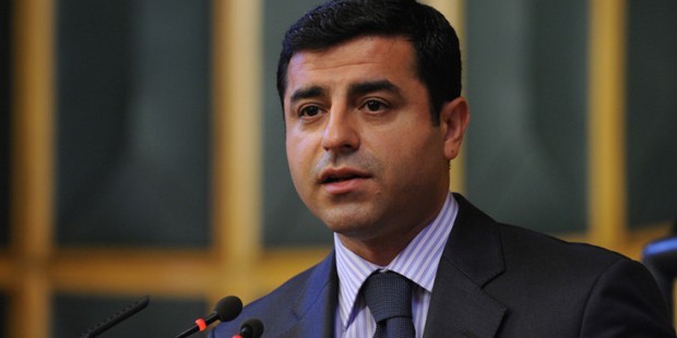DEMİRTAŞ: ''HİTLER MODELİNİ ÖNERMEK SERBEST AMA İSVEÇ MODELİNİ ÖNERMEK SUÇ''