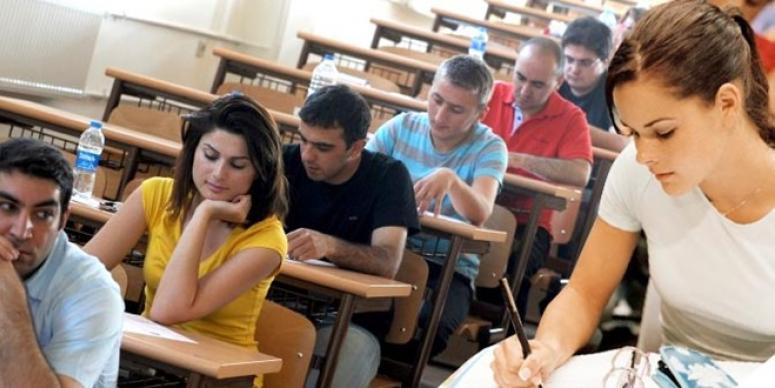 KPSS'DE SKANDAL... İŞTE SORULARI ÇALAN İSİM!