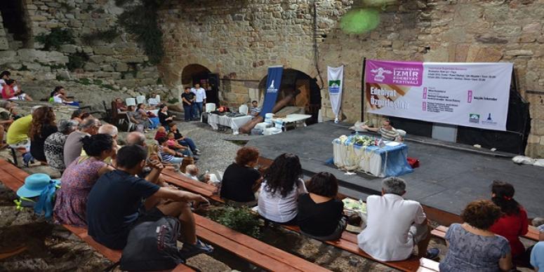 KÜÇÜK İSKENDER İLE FOÇA’DA EDEBİYAT SÖYLEŞİSİ