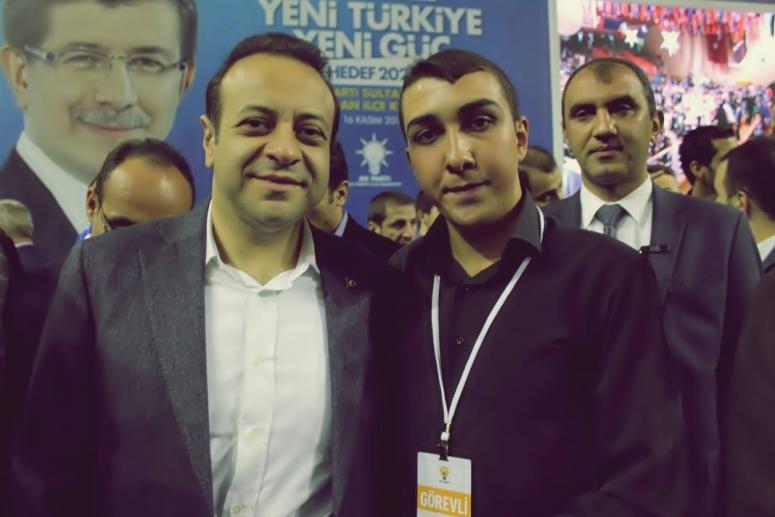 AKP'Lİ TEŞKİLAT BAŞKANI CANLI BOMBAYA RAHMET DİLEDİ