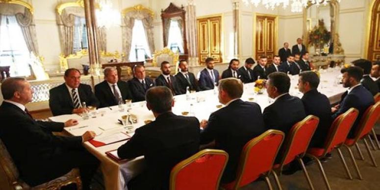 SARAY'DA FUTFOL ZİRVESİ!