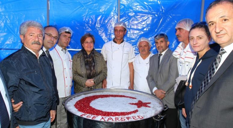 GÜLTEPE'DE BEREKET LOKMASI PAYLAŞILDI
