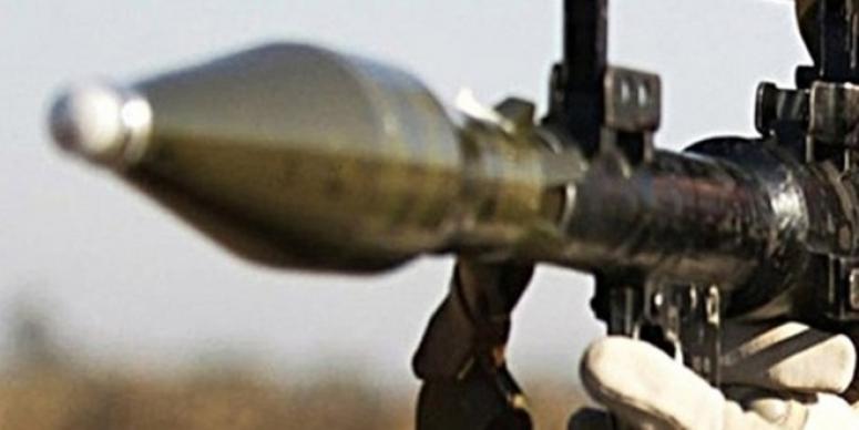 DİYARBAKIR'DA KARAKOLA SALDIRI: 1 ŞEHİT,5 YARALI