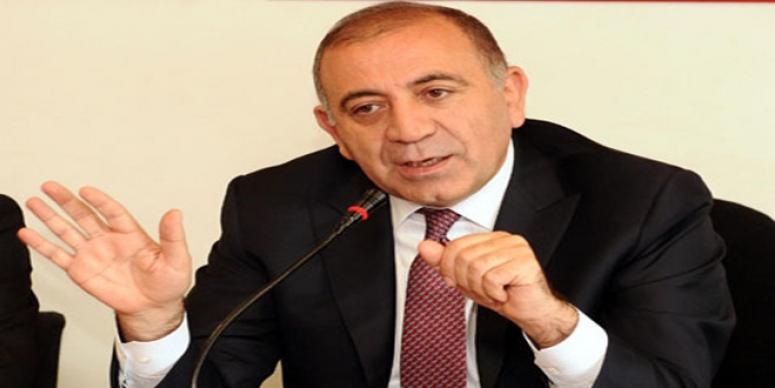 GÜRSEL TEKİN'DEN BEDELLİ ASKERLİK ÇIKIŞI