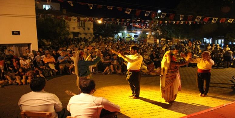 KÖY TİYATROLARI URLA’DA BULUŞUYOR