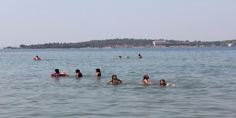 URLA’NIN SAHİLLERİ PIRIL PIRIL