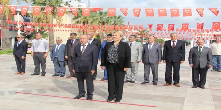 URLA’DA YENİ EĞİTİM VE ÖĞRETİM YILI TÖRENLE BAŞLADI
