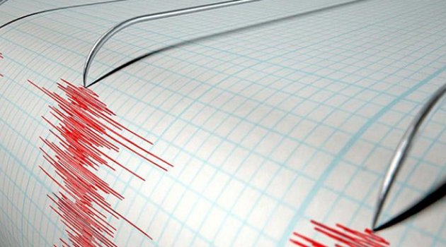 5 Şiddetinde Deprem İzmir'de Korkuttu!