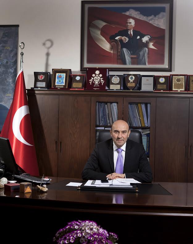Soyer, 10 Ocak Çalışan Gazeteciler Gününü kutladı