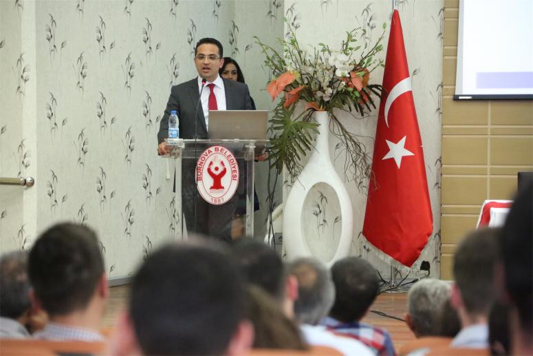 BORNOVA BELEDİYESİ’NDEN GENÇLERE TAM DESTEK
