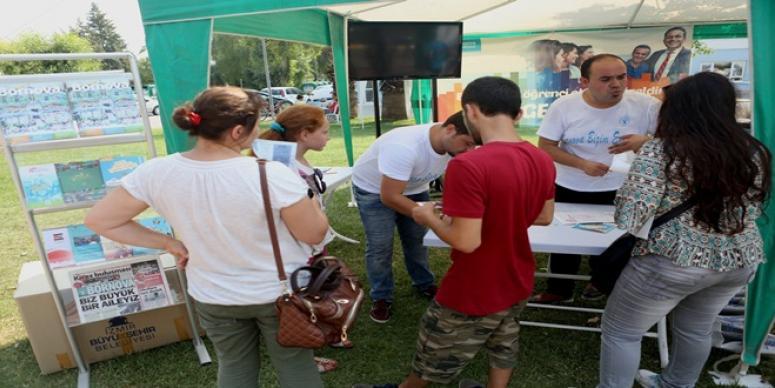 BORNOVA BELEDİYESİ’NDEN ÖĞRENCİLERE ÖZEL HİZMETLER