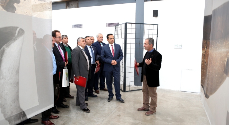 İŞVERENLERLE İŞ ARAYANLARI BİR ARAYA GETİREN PROJE