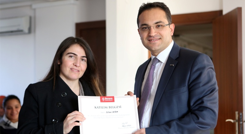 BORNOVA BELEDİYESİ'NDEN ANNE ADAYLARINA EĞİTİM