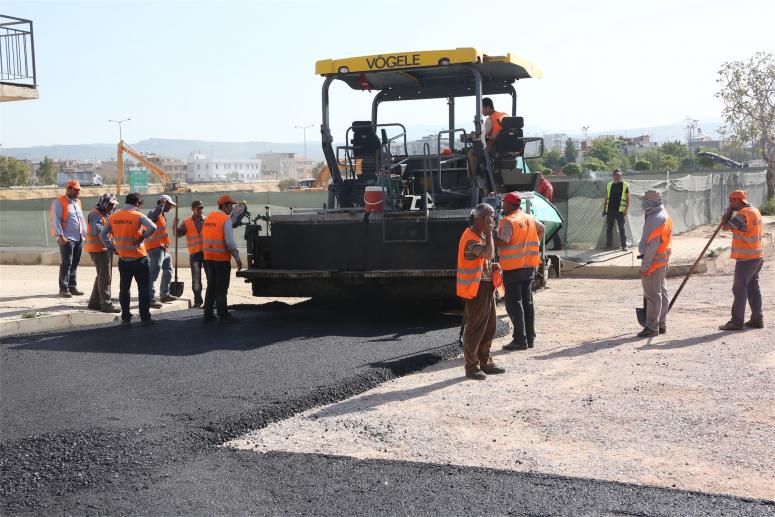 BORNOVA’DA YENİ YOLLAR AÇILIYOR
