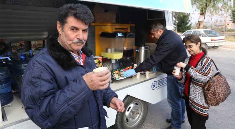 BORNOVA'DA HAVALAR SOĞUK, ÇORBALAR SICAK