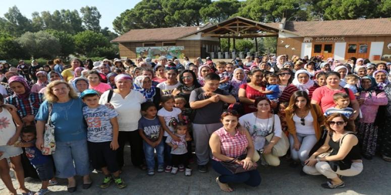 MERKEZE UZAK MAHALLELERDE YAŞAYANLAR KENT GEZİSİNDE GÜZEL BİR GÜN GEÇİRDİ