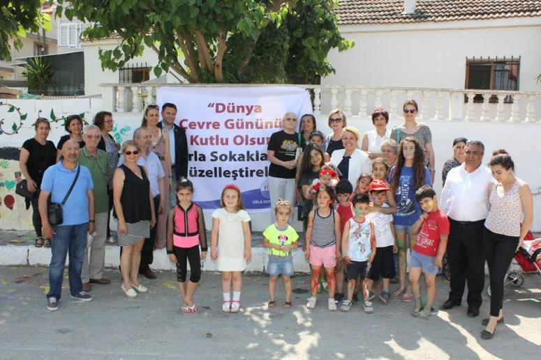 BAŞKAN UYAR DÜNYA ÇEVRE GÜNÜ’NDE ÖRNEK ÇOCUKLARLA BULUŞTU