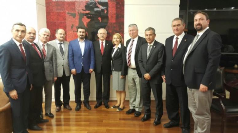 CHP İZMİR'DE TARTIŞILAN 10 BAŞKANDAN YAZILI AÇIKLAMA!