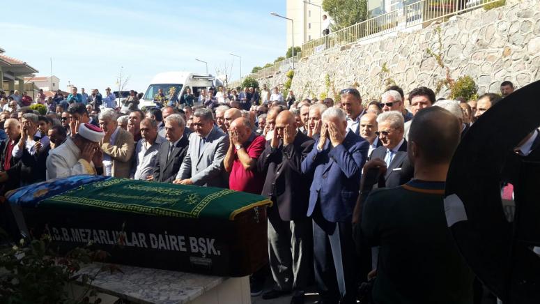 ERHAN KAHRAMAN: BAŞSAĞLIĞI VE KINAMA YAZISI DEĞİL İSTİFA BEKLİYORUZ