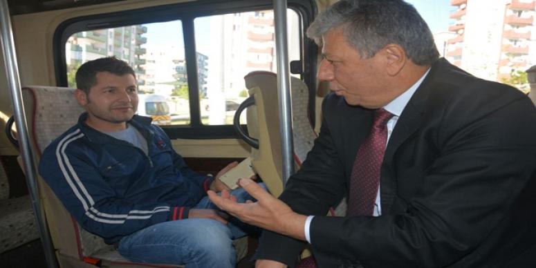 BALBAY’DAN MİNİBÜSTE MİNİ MİTİNG