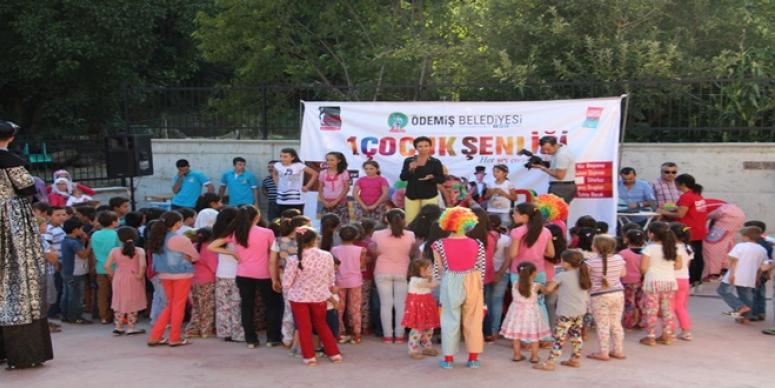 ÇOCUK ŞENLİĞİ MENDEGÜME'DE BAŞLADI