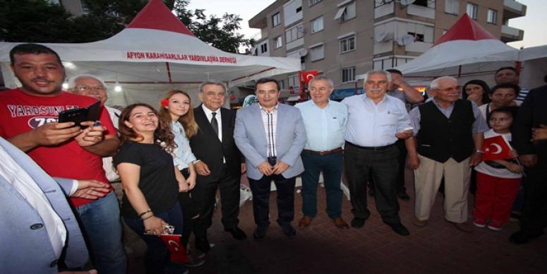 NARLIDERE’DE MUHTEŞEM FESTİVAL KORTEJİ