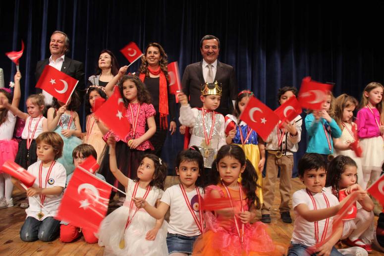 NARLIDERE’NİN 23 NİSAN RESSAMLARI