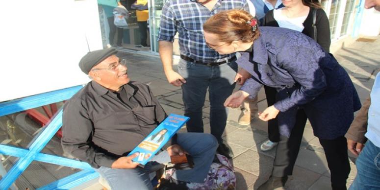 HOTAR, KORDON’DA ESNAFI GEZDİ,
