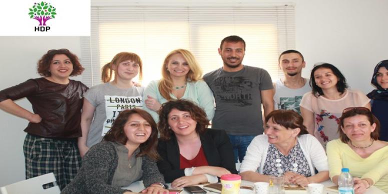 HDP, LGBTİ HAKLARI SÖZLEŞMESİNİ İMZALADI