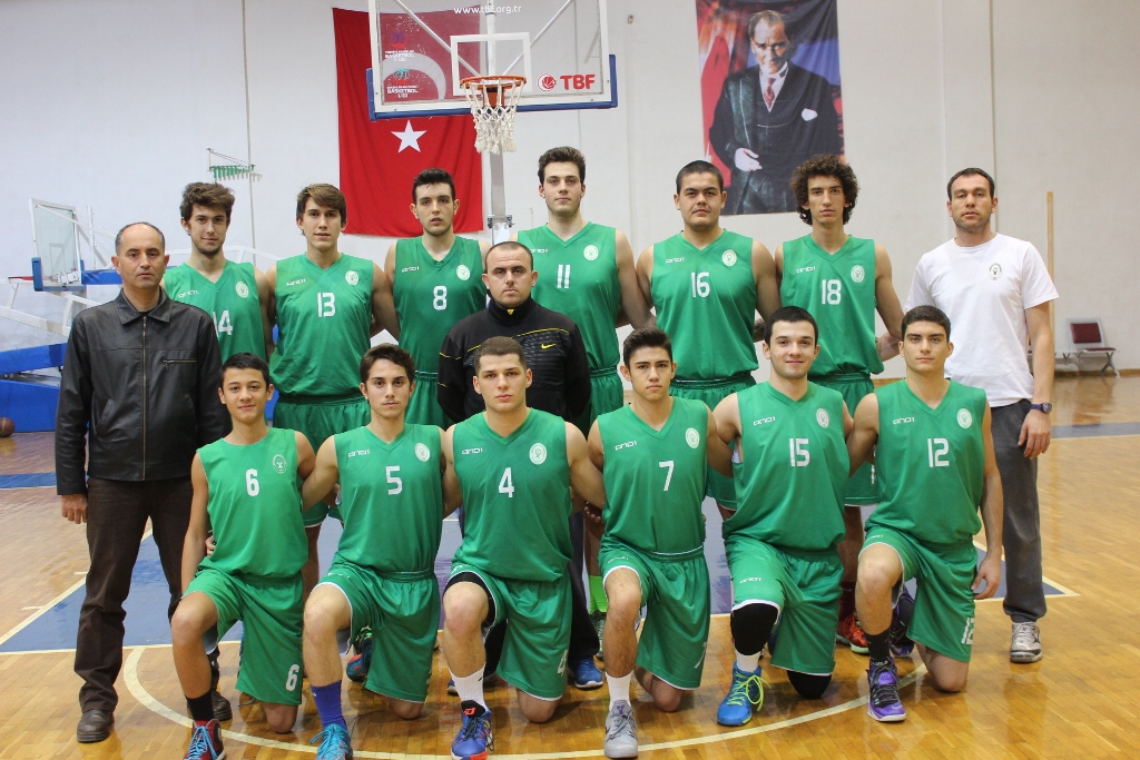 BORNOVALI BASKETBOLCULAR 6'LI FİNALDE
