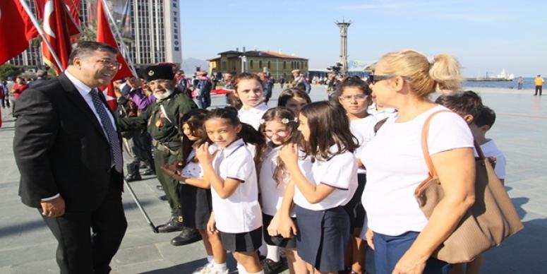 CHP’Lİ SINDIR: “KARDEŞLİĞİMİZİ, GELECEĞİMİZİ HAİNLERE KURBAN ETMEYECEĞİZ!”
