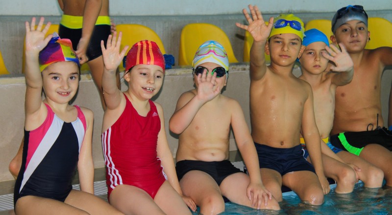 BUCALI ÖĞRENCİLERE TATİL HEDİYESİ