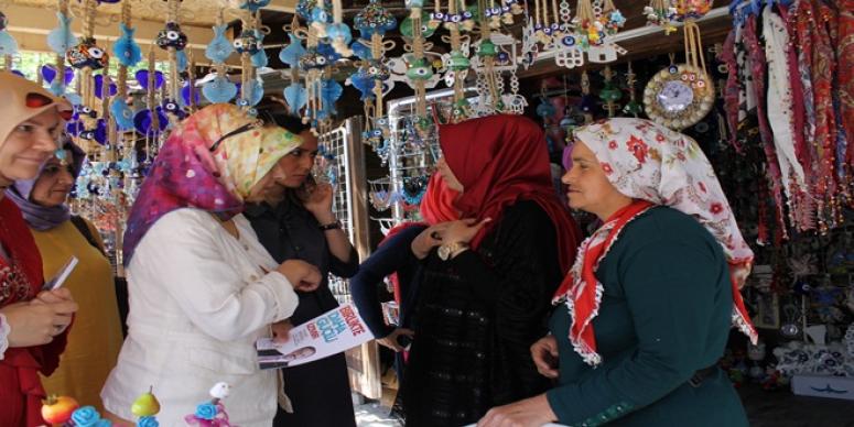KEMALPAŞA AK KADINLARI İYİ BİLİR