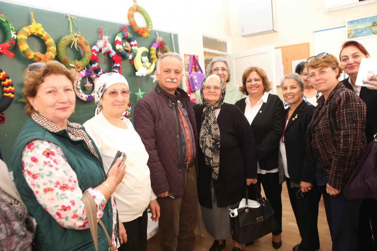 BAYRAKLI’DA KEÇE TASARIM SERGİSİ AÇILDI