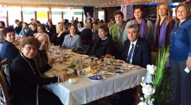 KADIN POLİTİKACILARDAN KURTULUŞ FORMÜLÜ