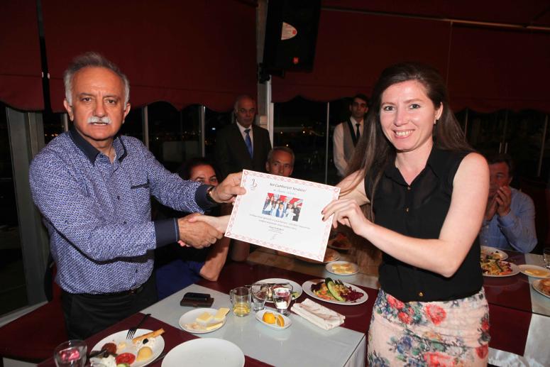 BAŞKAN KARABAĞ: “BAYRAMLARI UNUTTURMAK İSTEYENLERE KARIN AĞRISI OLDUK!”