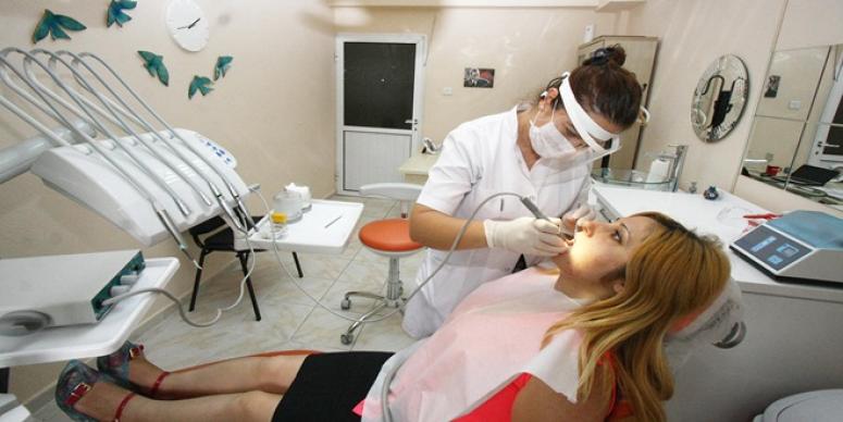 5 AYDA 6 BİN 396 KİŞİ AĞIZ VE DİŞ MERKEZLERİNDE TEDAVİ EDİLDİ