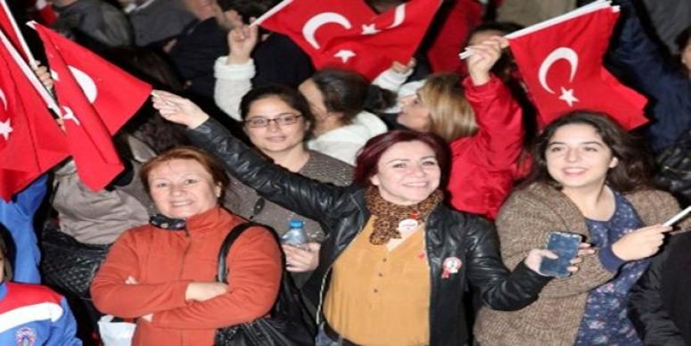 BORNOVA’DA CUMHURİYET COŞKUSU