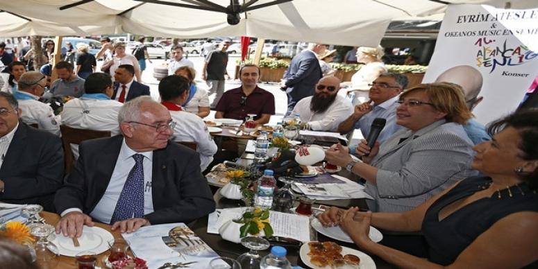 ALSANCAK ŞENLİĞİ 14. KEZ MERHABA DİYECEK