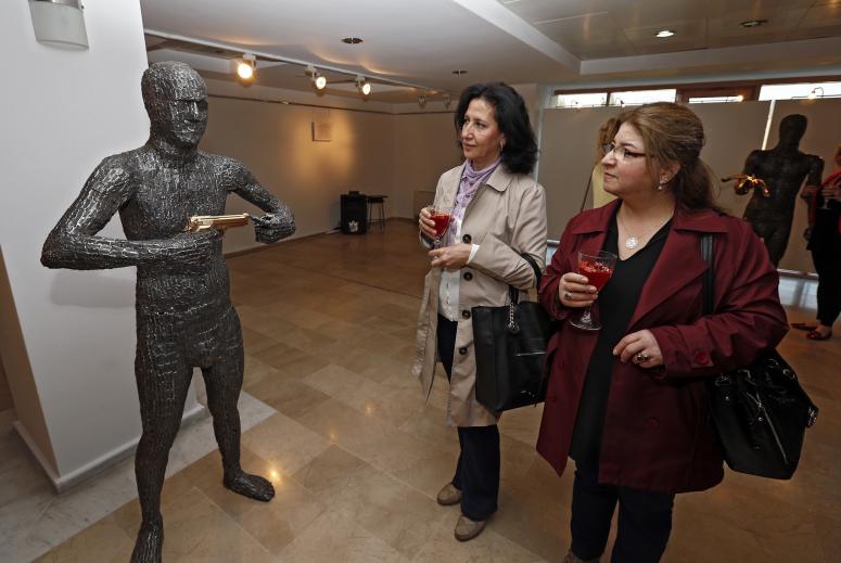 GENÇ SANATÇI İLK SERGİSİNİ KONAK’TA AÇTI