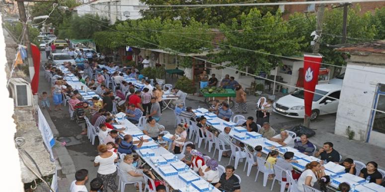 EGE MAHALLESİ SAKİNLERİ İFTARDA BULUŞTU